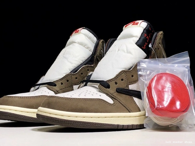 LUCY AV3905-138 OG Air Jordan Retro 1 High Fir-Team Orange SoleFly Sail x 0707